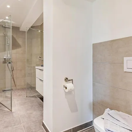 Prora - Duenenwald * Остзебад Бинц